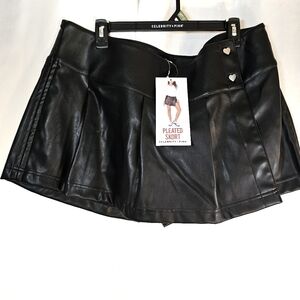 2/$20 Nwt Celebrity Pink XL Pleated Skort